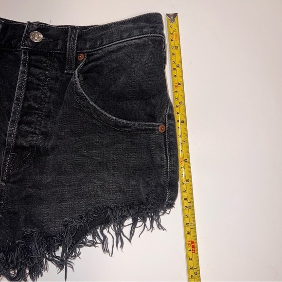 WeTheFree Black Frayed Denim Women Shorts,25 - Picture 6 of 9